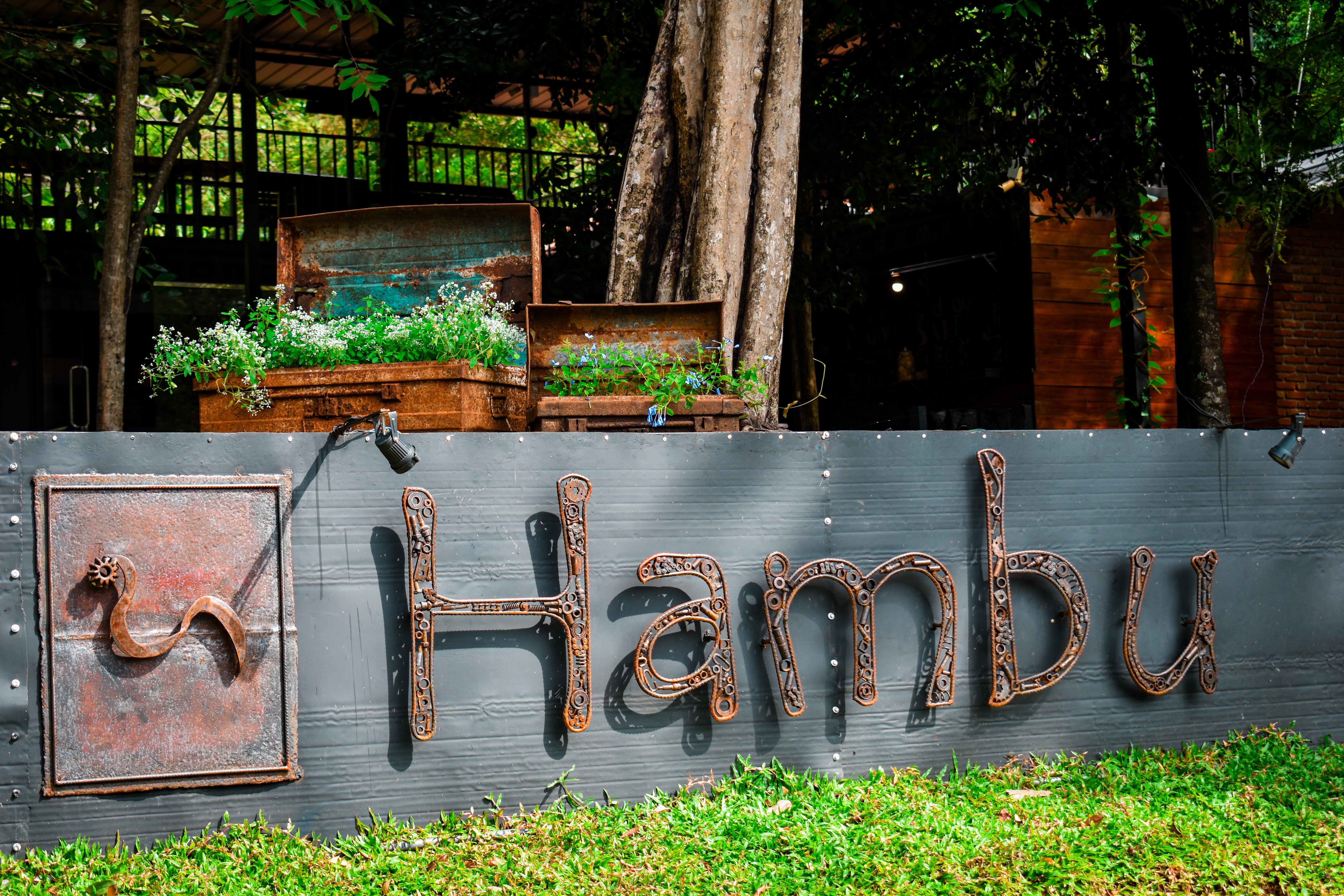 Hambu Gallery Cafe sign